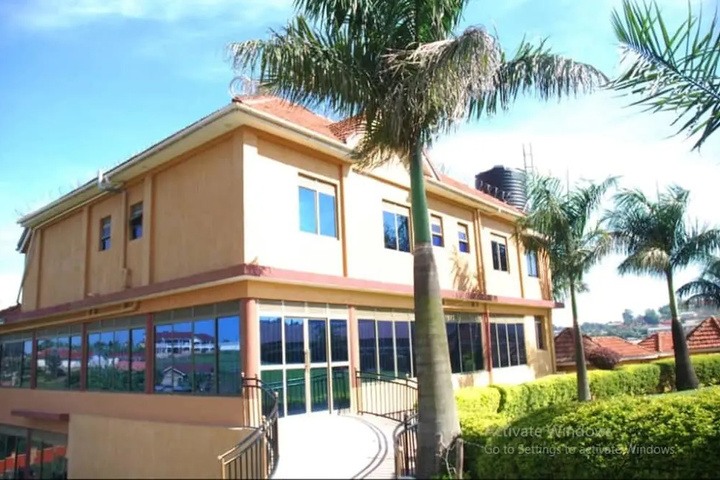 New Palm Royal Hotel