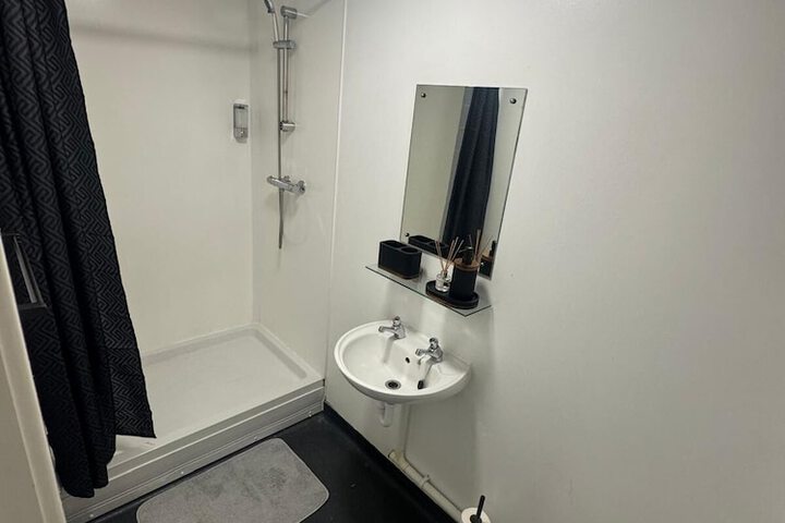 Room 13 of 15
