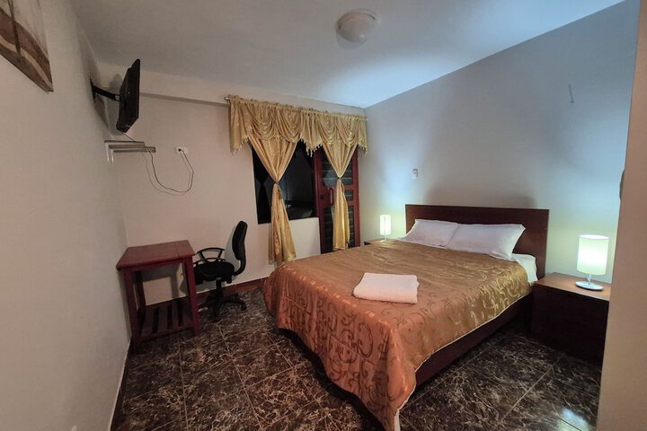 Room 4 of 19