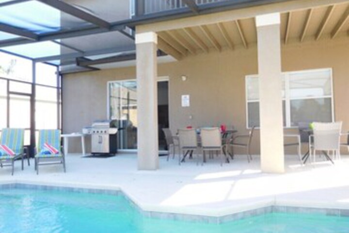 Pool 43 of 67