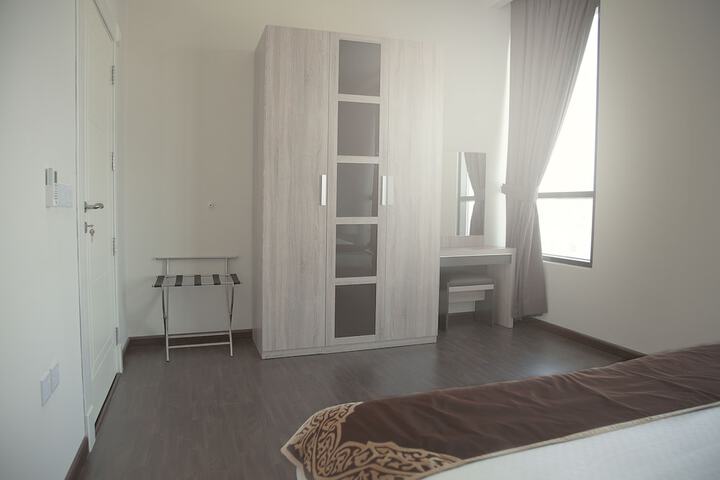 Room 16 of 32