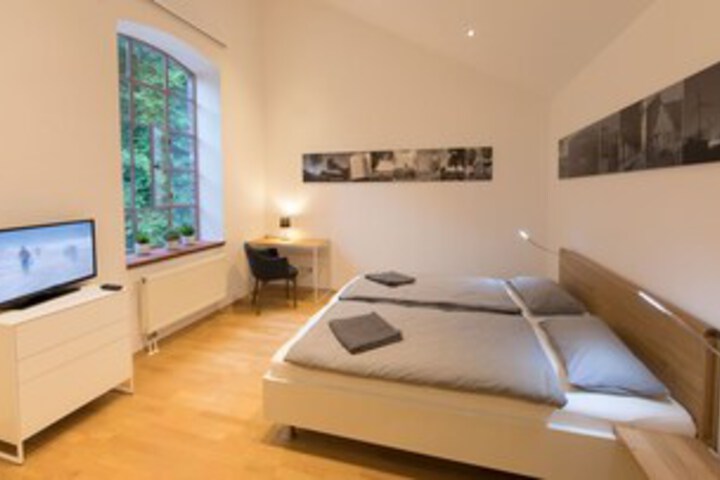 Room 26 of 27