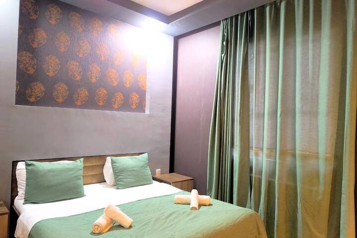 Room 6 of 45
