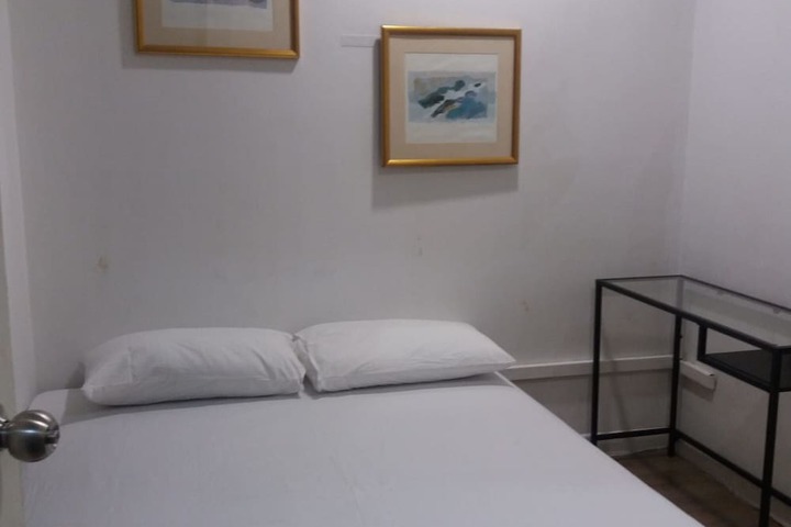 Room 28 of 28
