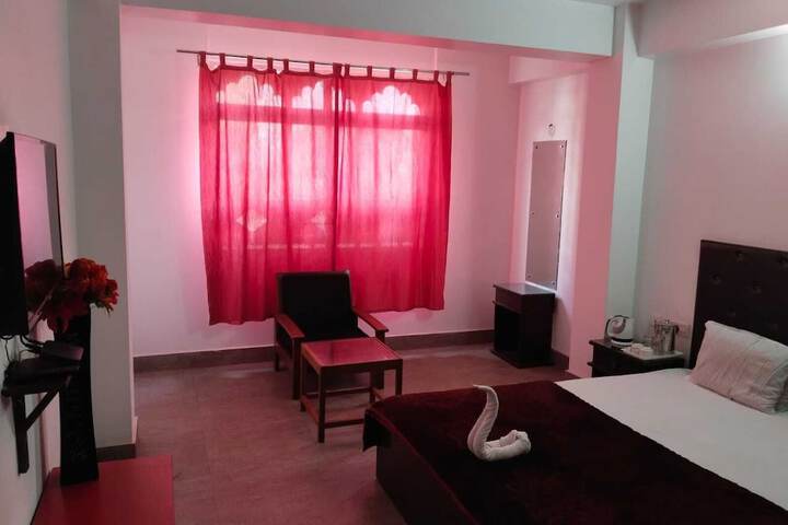 Room 11 of 29