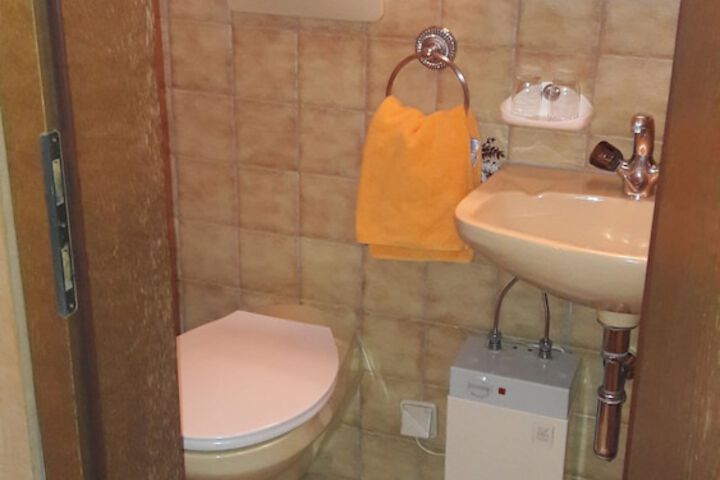 Clean Restrooms