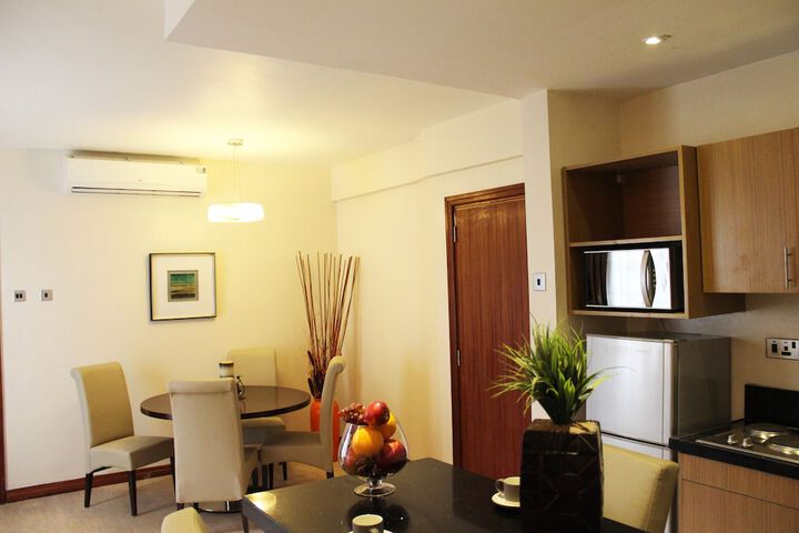 Room 37 of 102
