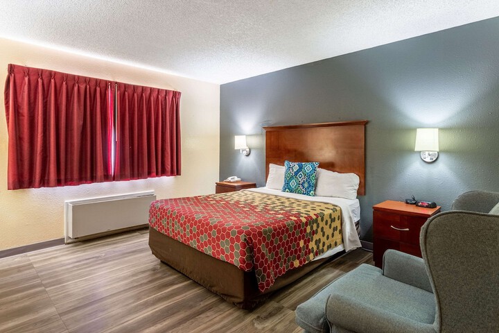 Room 5 of 22