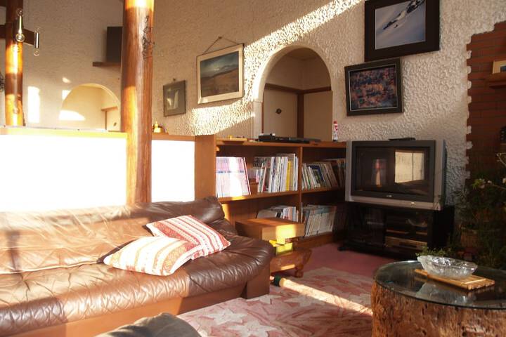 Guest Lobby