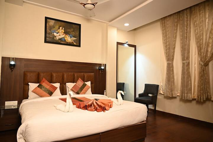 Room 7 of 26
