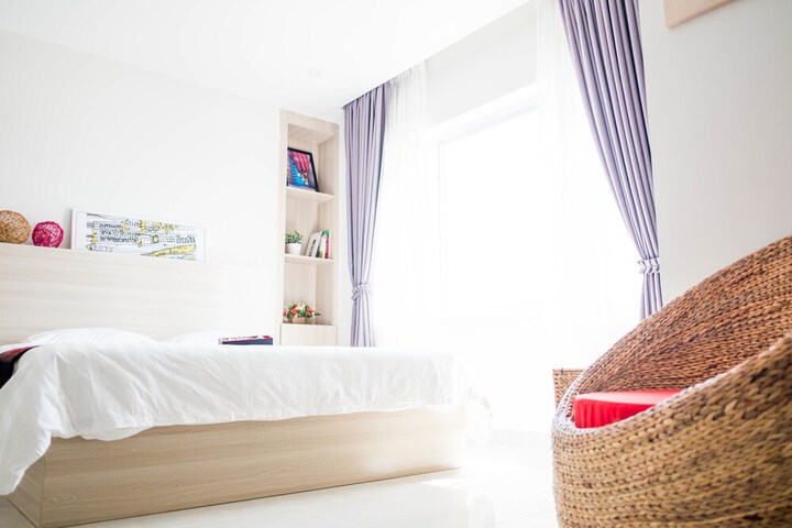 Room 5 of 23