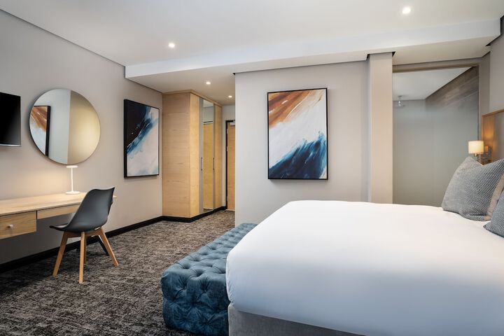 Room 6 of 49