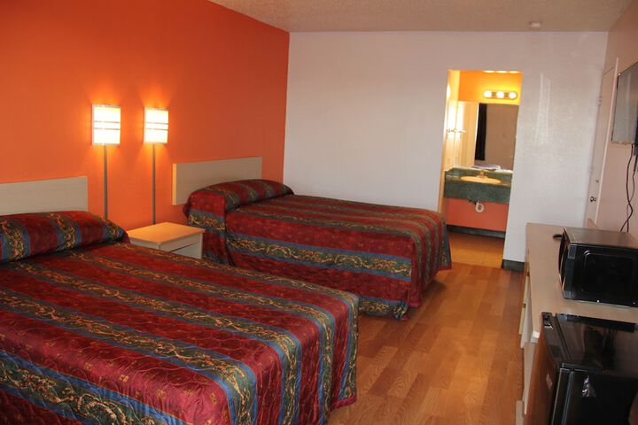 Double Bed (1 of 15)
