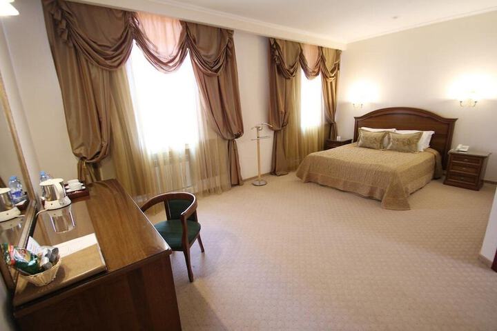 Room 9 of 61
