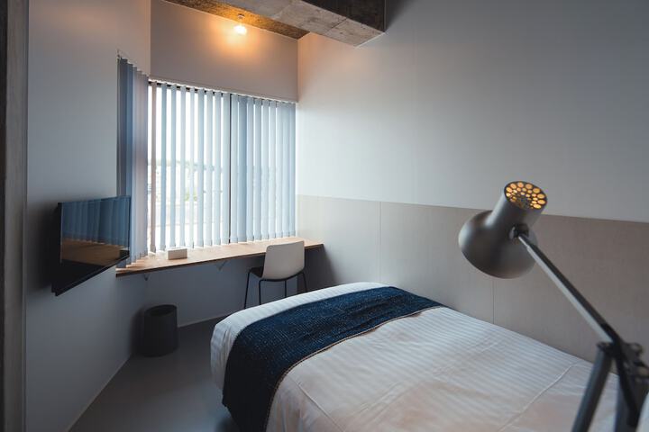 Room 11 of 63