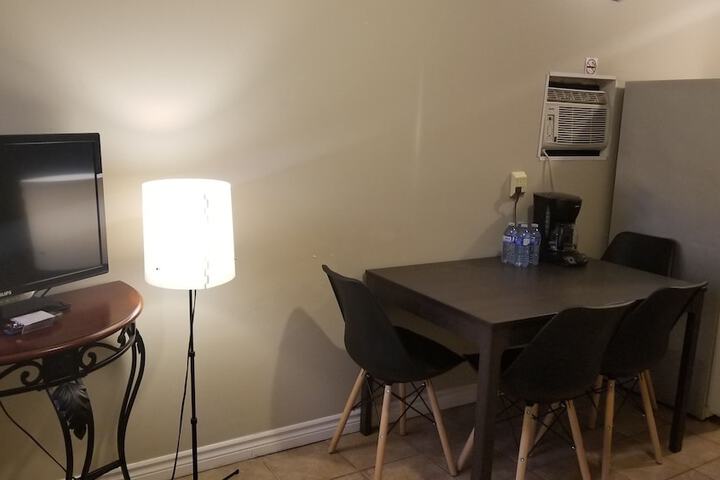 Room 118 of 163