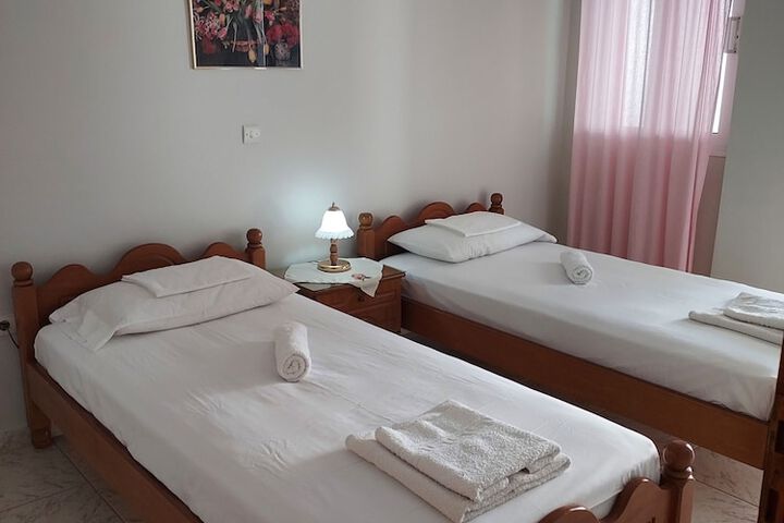 Room 22 of 192