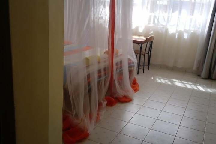 Room 9 of 22