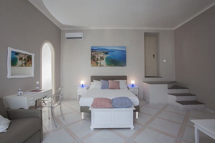 Room 20 of 25