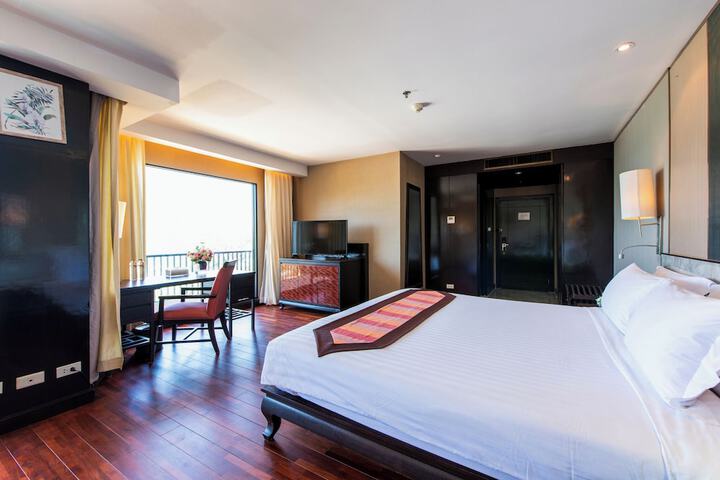Room 20 of 120