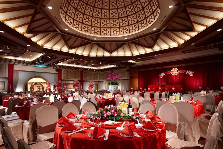 Ballroom/Hall 56 of 79