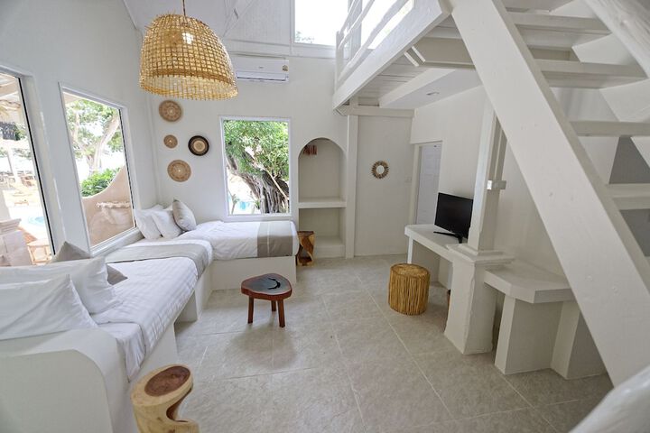 Room 15 of 68