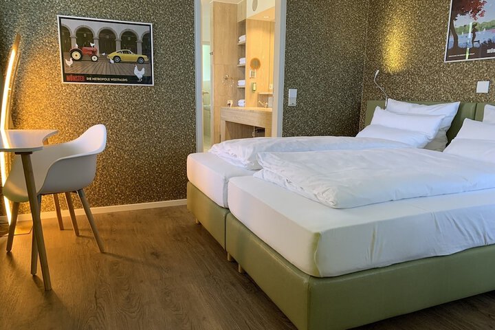 Room 11 of 147