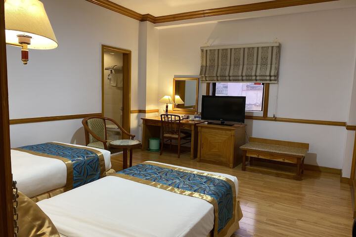 Room 14 of 73
