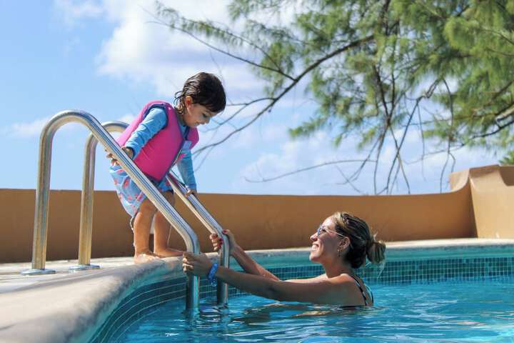 Pools & Facilities