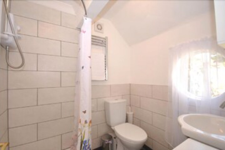Room 2 of 13