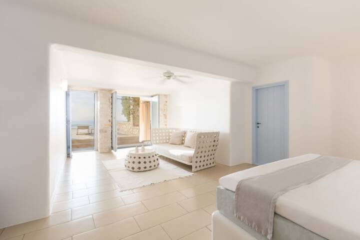 Room 4 of 120