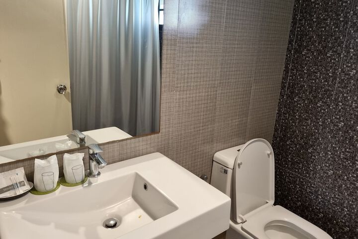 Room 21 of 45