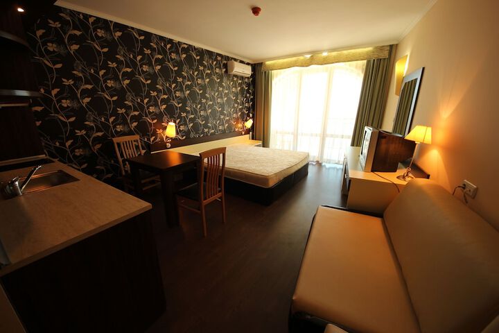 Room 31 of 36
