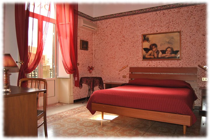 Room 30 of 60