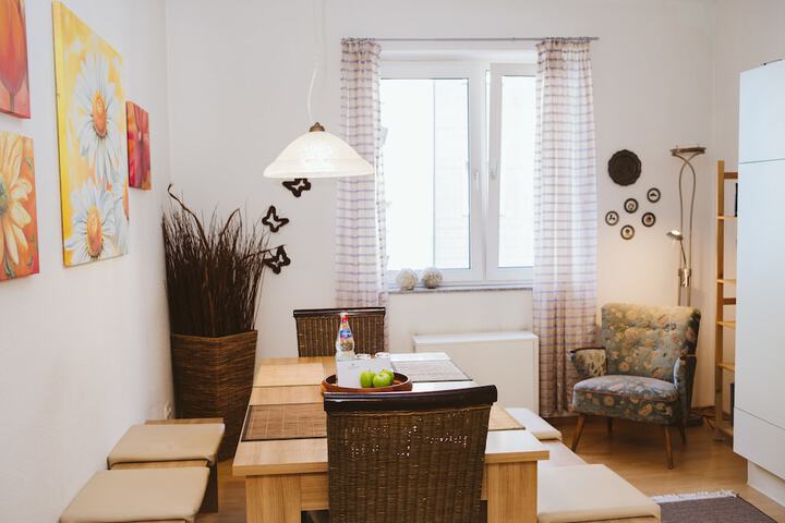 Room 10 of 25
