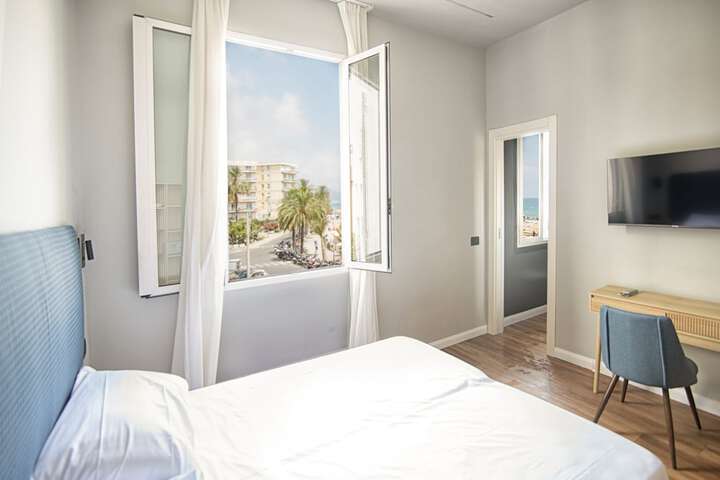 Room 5 of 54