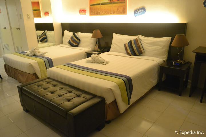 Room 12 of 63
