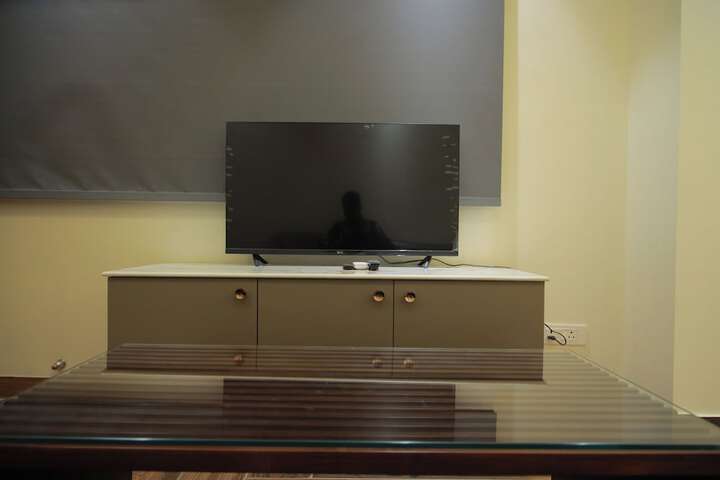 Room 10 of 36