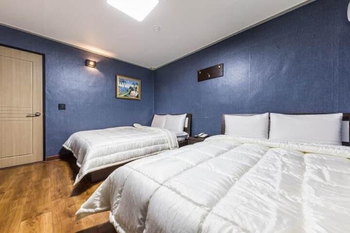 Room 26 of 52