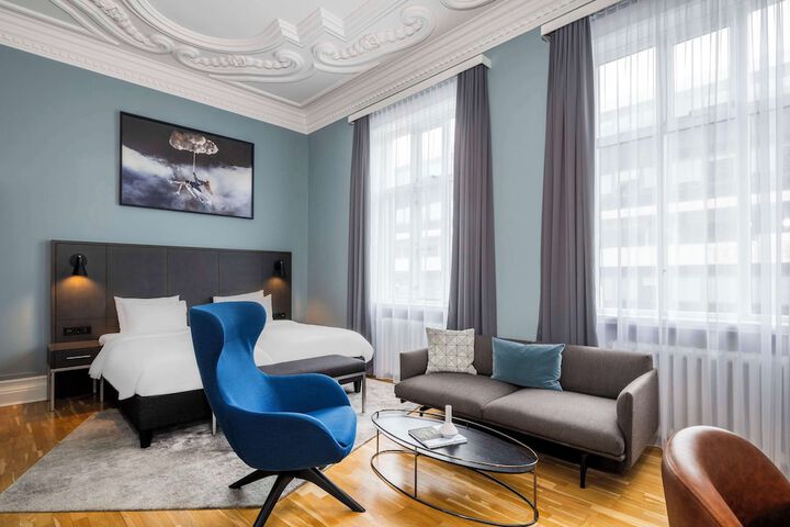 Room 45 of 95