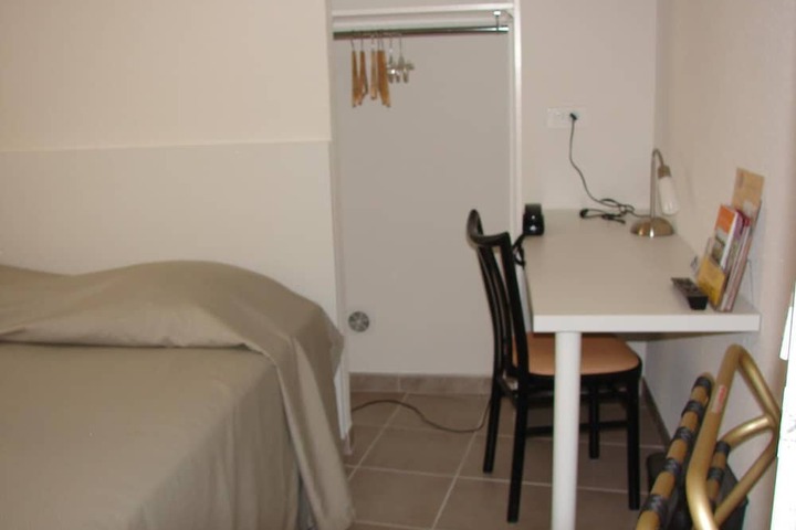Room 15 of 43