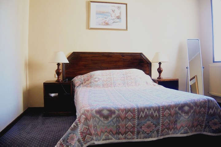 Room 5 of 29