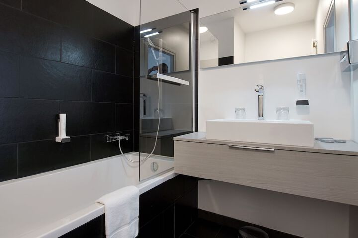 Clean Restrooms