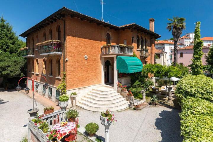 Hotel Villa Albertina in Venice