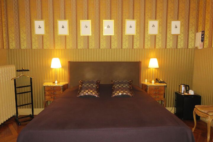 Room 18 of 81