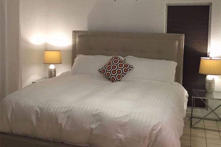 Room 3 of 30