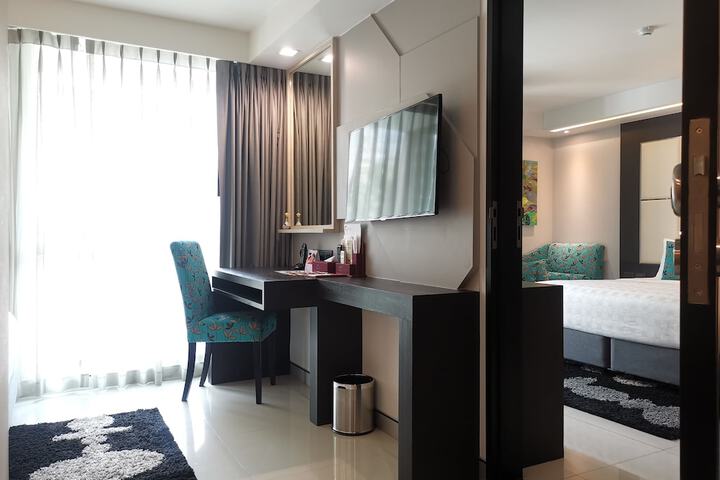 Room 12 of 130