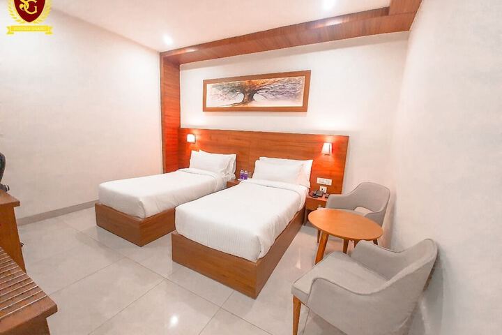 Room 18 of 30