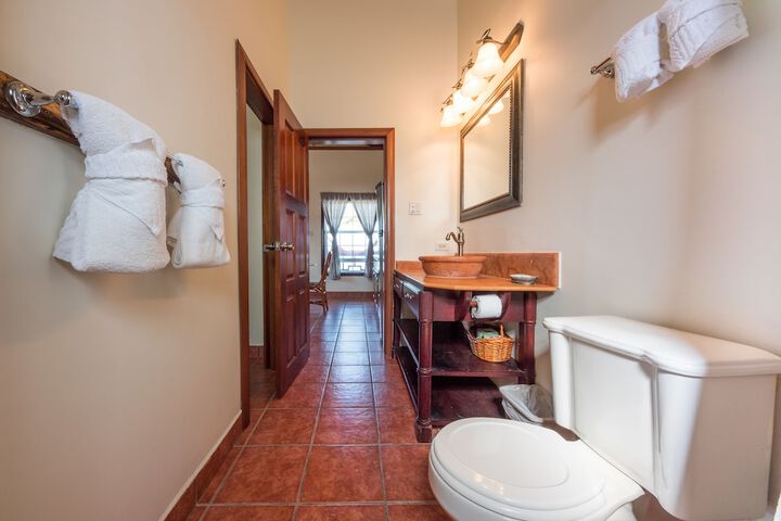 Room 126 of 195