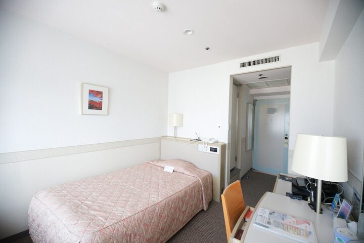 Room 7 of 23